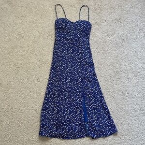 Hello Molly blue floral midi dress